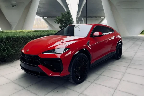rent urus red dubai 1
